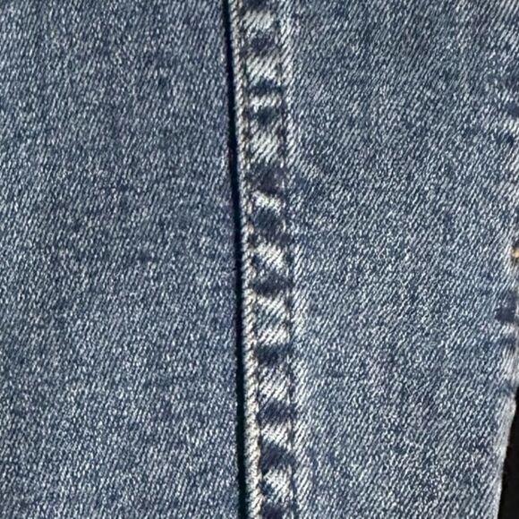 Zara skinny frayed jeans size Zara 9 inch rise
26 length
15 hips
26 waist - Picture 10 of 11